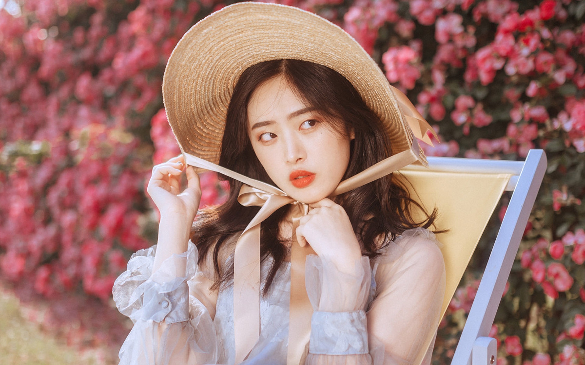 面容清秀的文艺少女