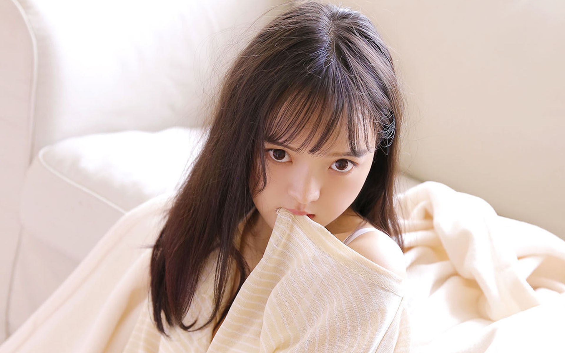 可爱居家美少女