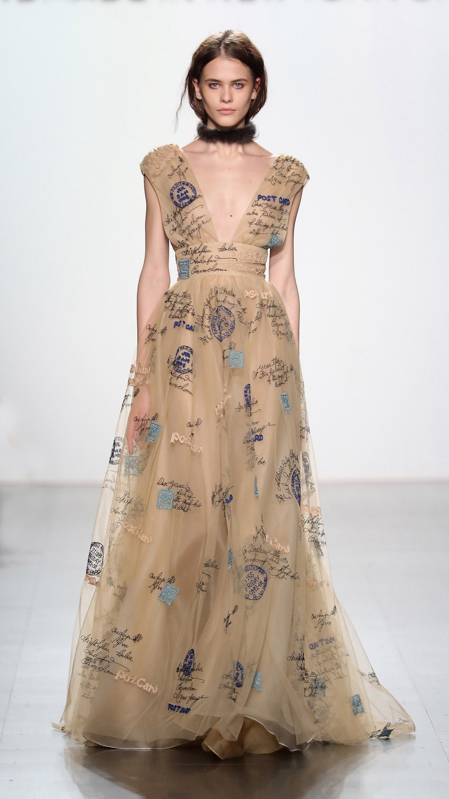 Dennis Basso品牌秀场