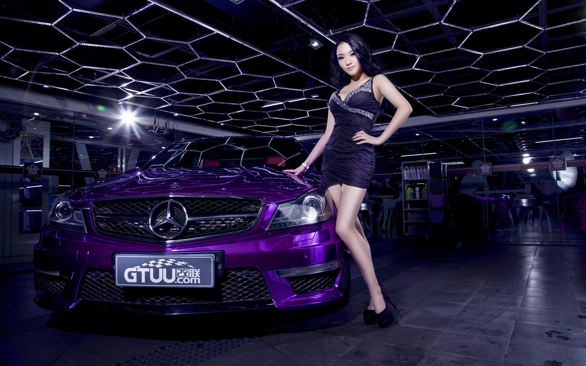 性感美女之浓情紫罗兰