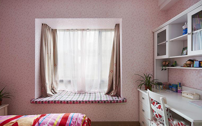 简约时尚飘窗窗帘效果图