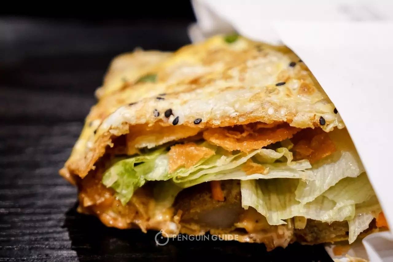 煎饼馃子是天津著名的小吃