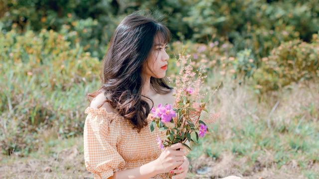 温文尔雅的御姐