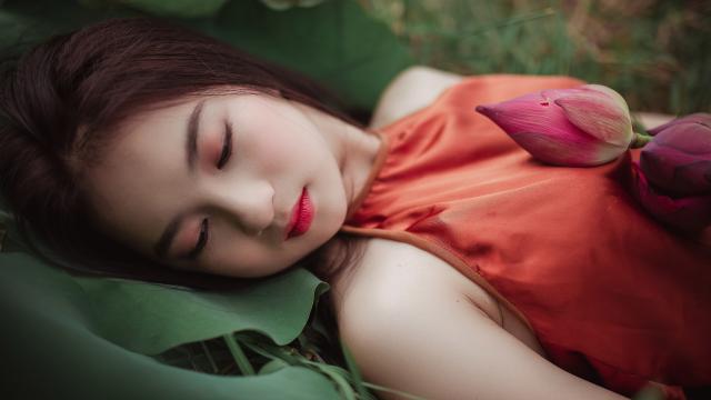 优雅动人的漂亮小姐姐