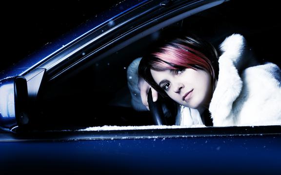 非主流短发美女生活照