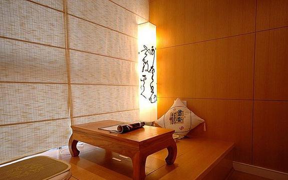 阳台榻榻米效果图