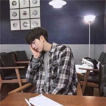 不想再经历失望把心锁起来好了