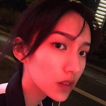 红色系女头.愿你觅得良人宠你千秋万世.