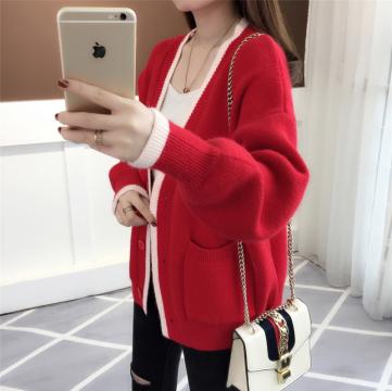 2018秋季新品时尚百搭复古红针织毛衣女装